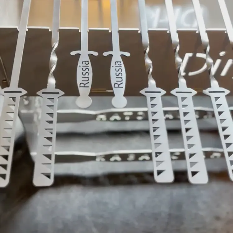 Individuell gestaltete Spieße